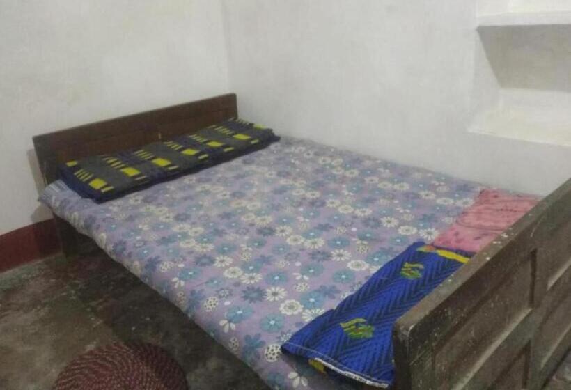 هتل Grg Kameshwar Bhawan Rajgir