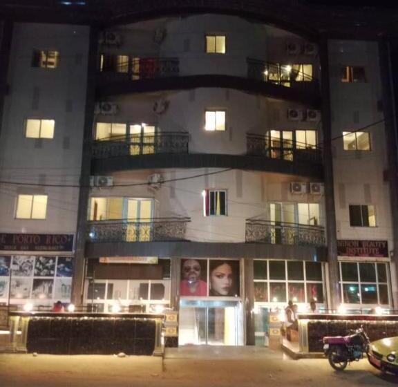 هتل Le Conrad Grand Luxury