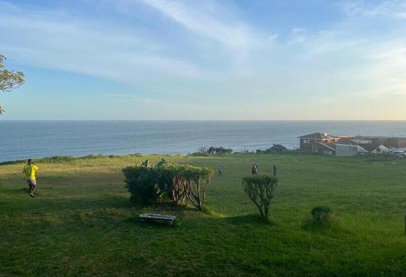 בית מלון כפרי Trashaven   Seaside Haven Backpackers