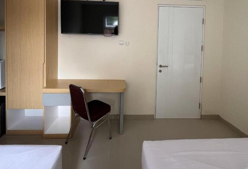 Otel Urbanview Indria Inn Solo By Reddoorz