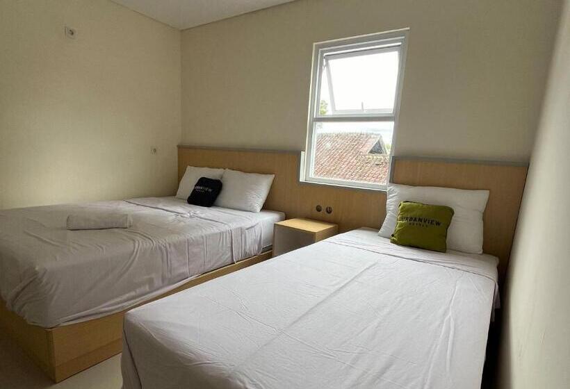 Otel Urbanview Indria Inn Solo By Reddoorz