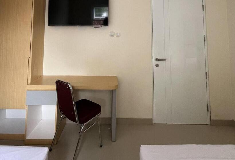 Otel Urbanview Indria Inn Solo By Reddoorz