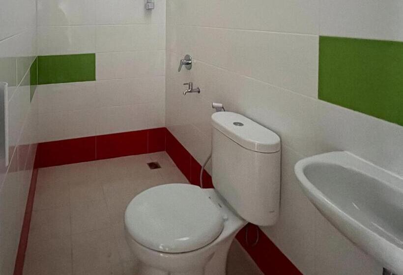 Otel Urbanview Indria Inn Solo By Reddoorz