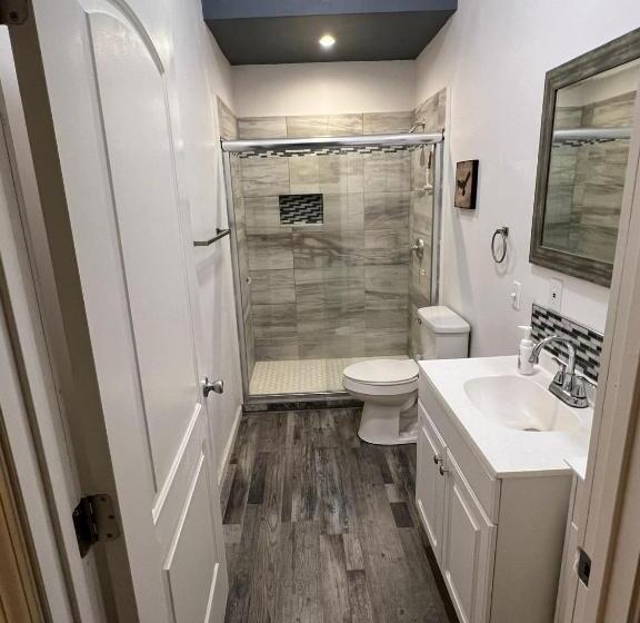 Отель Wofford Village Studios