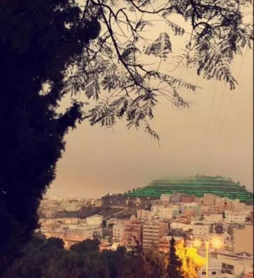 الفاخرية