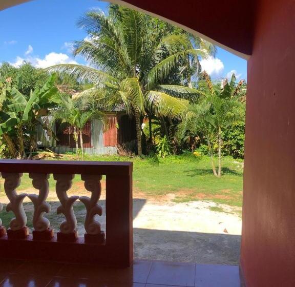 تختخواب و صبحانه Accommodations Caribbean