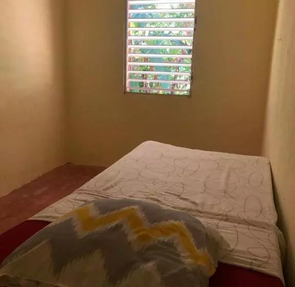 تختخواب و صبحانه Accommodations Caribbean