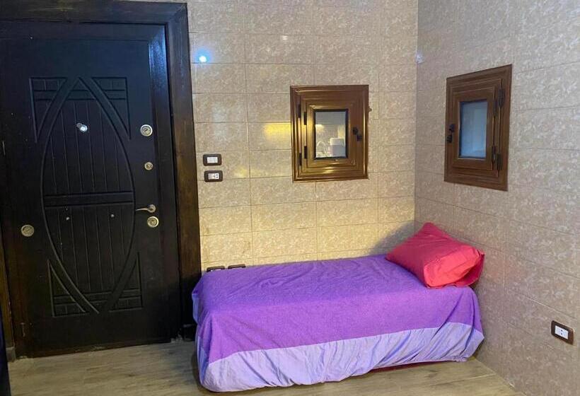 Family House بيت العيلة