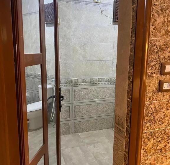 Family House بيت العيلة