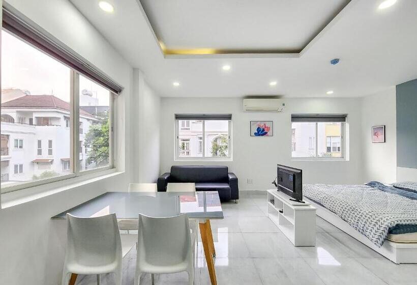 Golden Sun Hotel Apartments 2