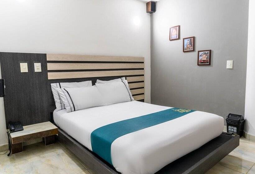 هتل Casa Botero Medellín