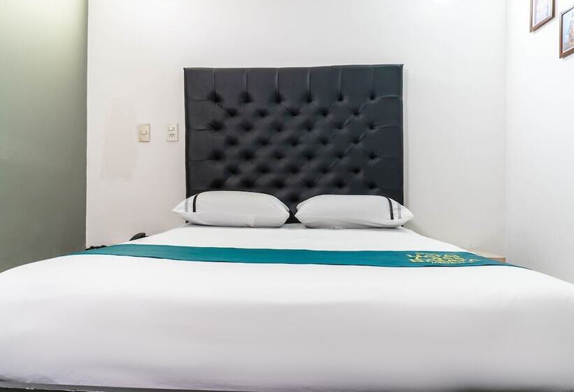 هتل Casa Botero Medellín