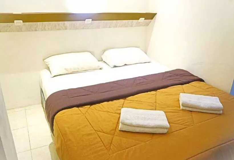 Otel D Hans