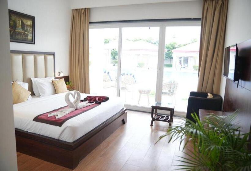 בית מלון כפרי Mannat Villa Resort