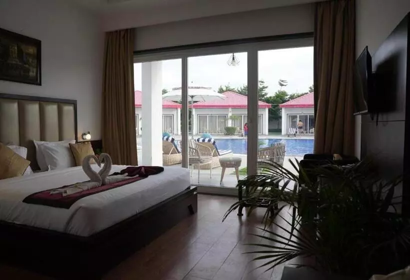 ホテル Mannat Villa Resort