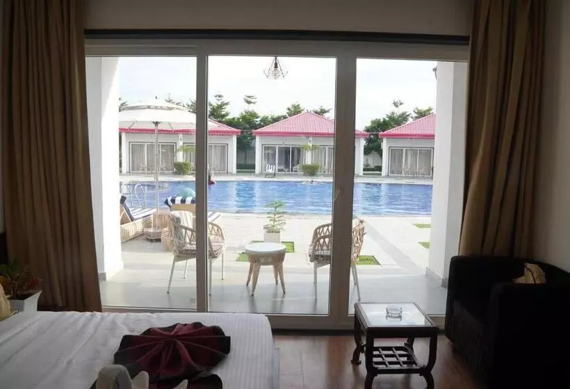 ホテル Mannat Villa Resort