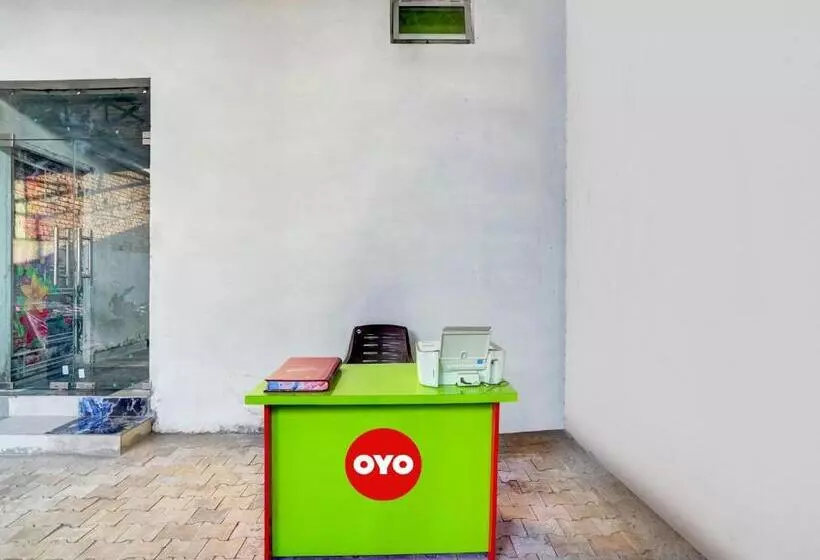 Hotelli Oyo Yadav Restaurant & Family Rooms