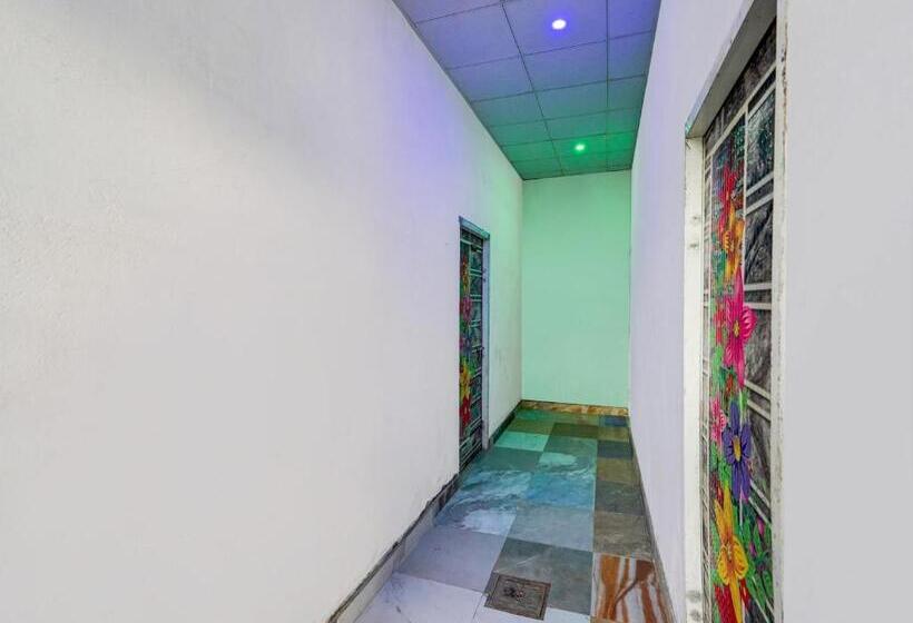 酒店 Oyo Yadav Restaurant & Family Rooms