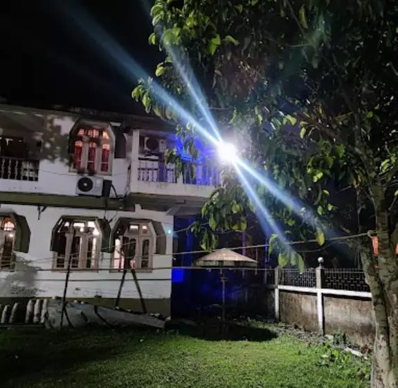 ホテル Prashanti Tourist Lodge , Bali Koria