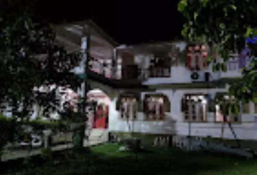 ホテル Prashanti Tourist Lodge , Bali Koria