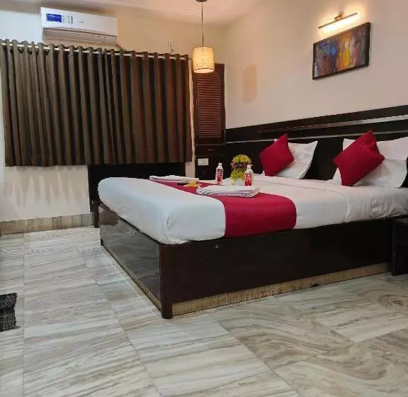 Hotelli Kiara Shirdi Park Inn