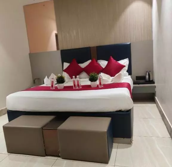 Hotelli Kiara Shirdi Park Inn