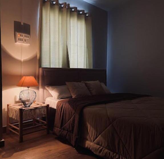 هتل Sunset Homes Imphal