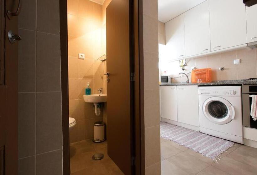 هتل Taipas Guest House