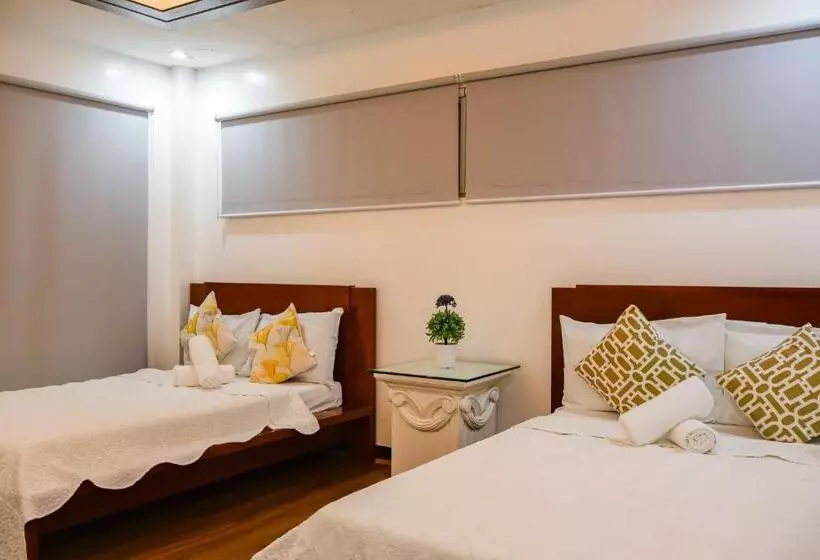 هتل Teofely Gardens Resort Near Tagaytay