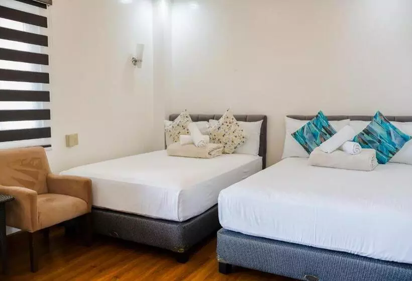 هتل Teofely Gardens Resort Near Tagaytay