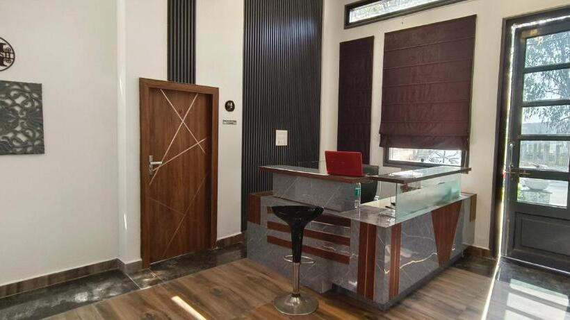 Md Grand Hotel & Resort