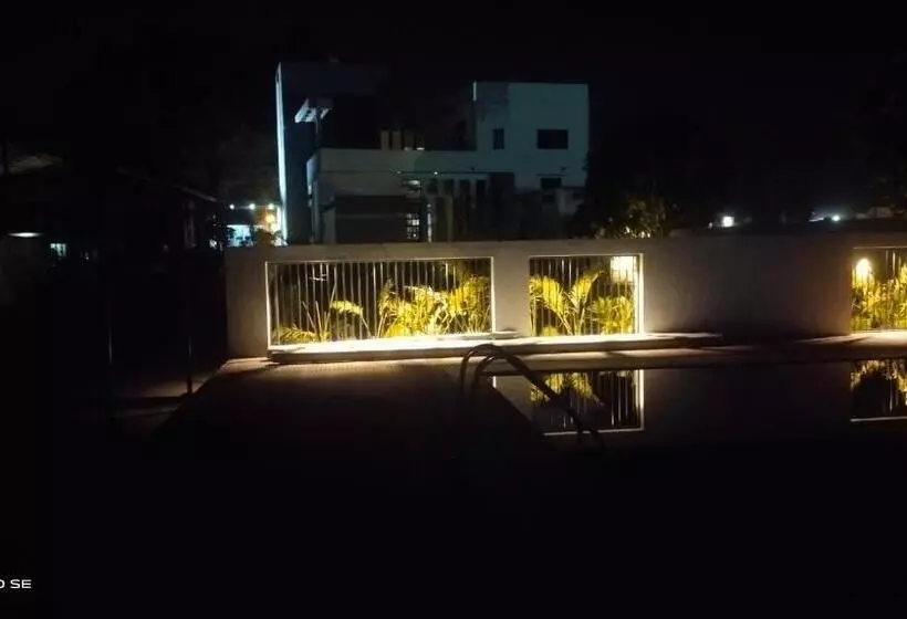 Md Grand Hotel & Resort