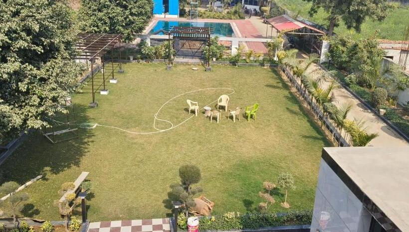 Md Grand Hotel & Resort