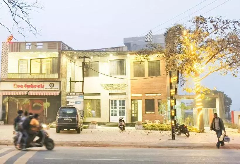 Md Grand Hotel & Resort