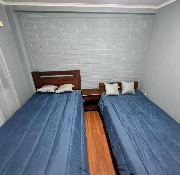 ペンション Casa Hostal Coronel