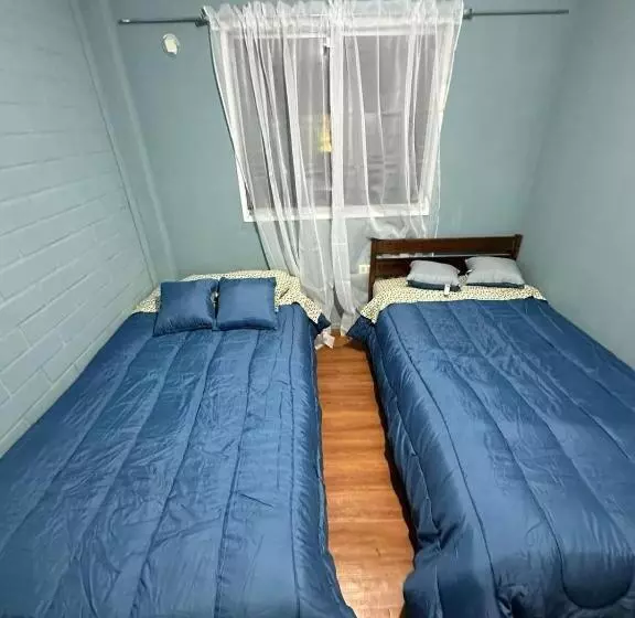 ペンション Casa Hostal Coronel
