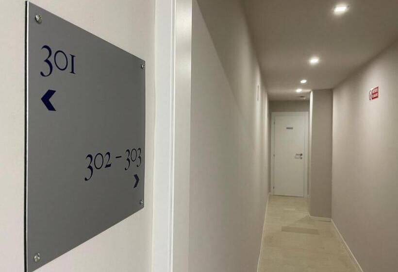 پانسیون La Galleria Lodge