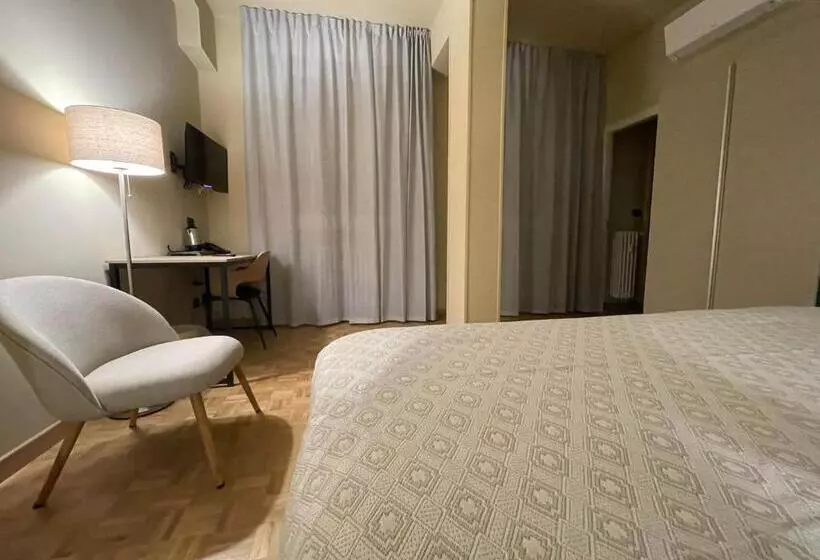 پانسیون La Galleria Lodge