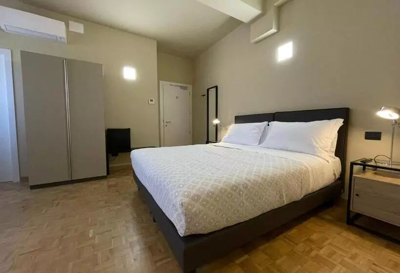 پانسیون La Galleria Lodge