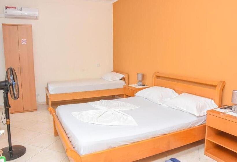 پانسیون Paris