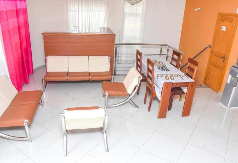 پانسیون Paris