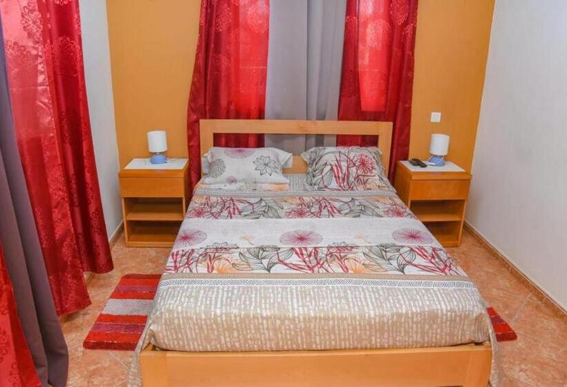 پانسیون Paris