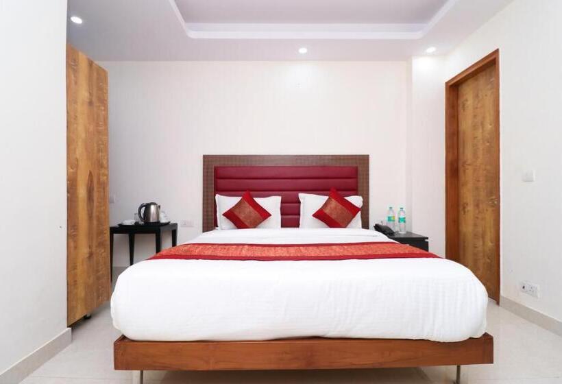 펜션 Shree Rameshwaram Guest House And Stay 200 Meter From Shree Ram Lalla Temple