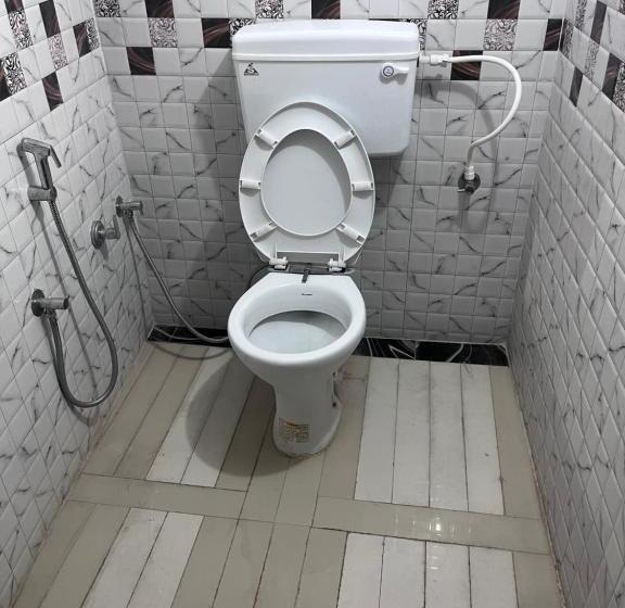 펜션 Shree Rameshwaram Guest House And Stay 200 Meter From Shree Ram Lalla Temple