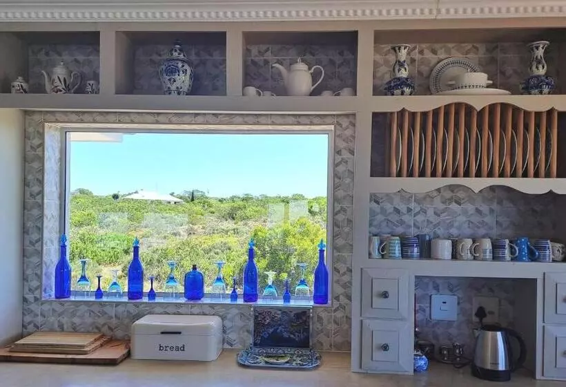 Stone Crown Manor B&b