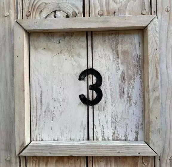 Retkeilymaja Baja House