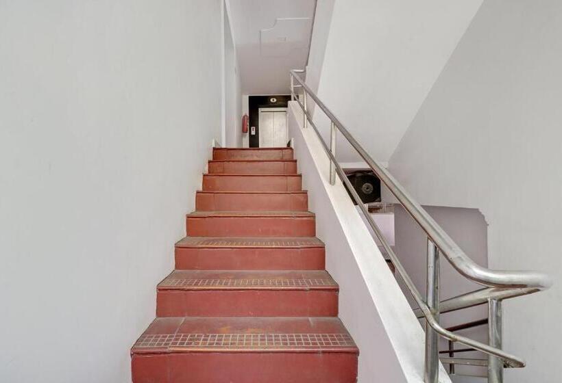 Collection O Hotel Murali Heights