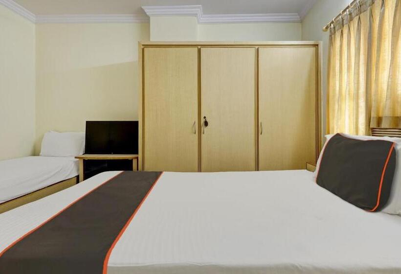 Collection O Hotel Murali Heights