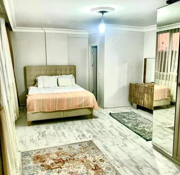 هتل Forest Villa ,6 Minute İstanbul Airport