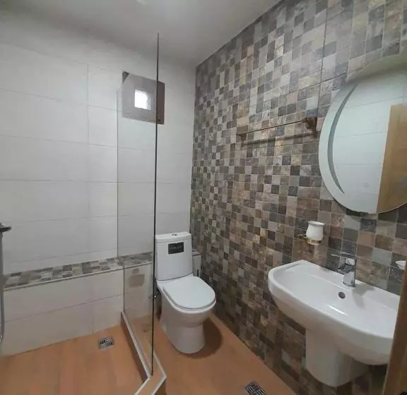 هتل Aragvi